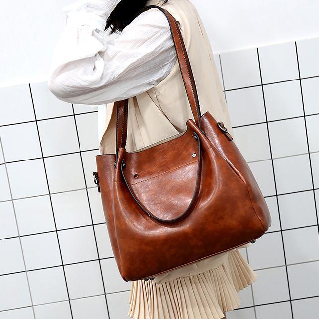 Alessia | Elegant Leather Set