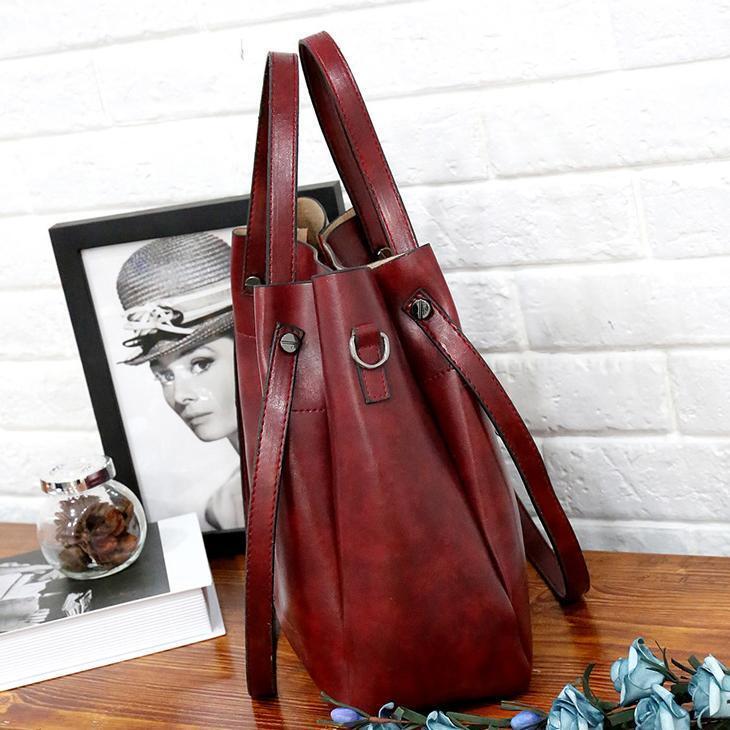 Alessia | Elegant Leather Set